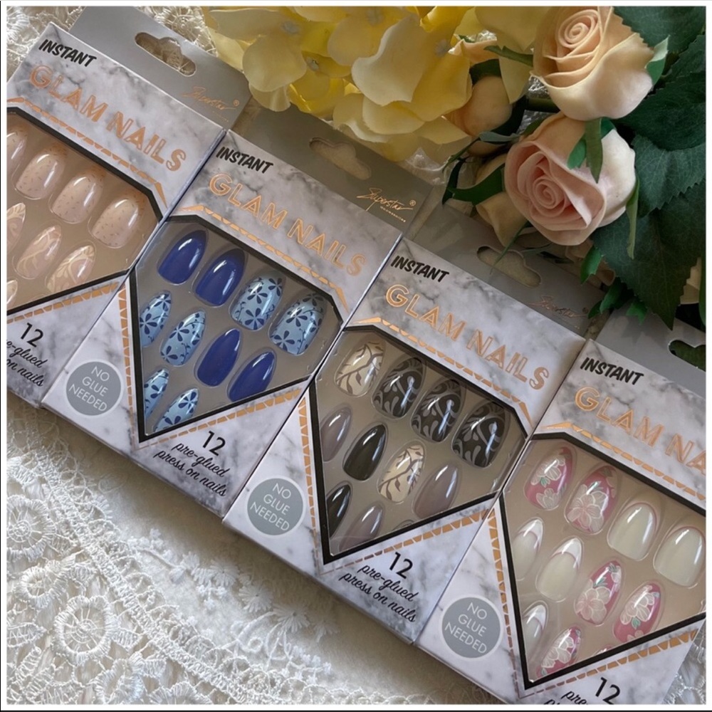 Press on nails